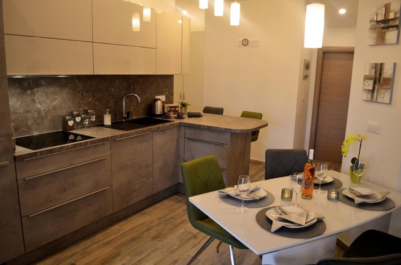 Apartments Rina - Kneze Račišće Dış mekan fotoğraf