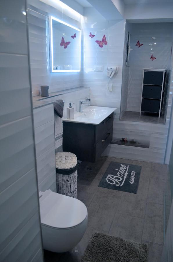Apartments Rina - Kneze Račišće Dış mekan fotoğraf