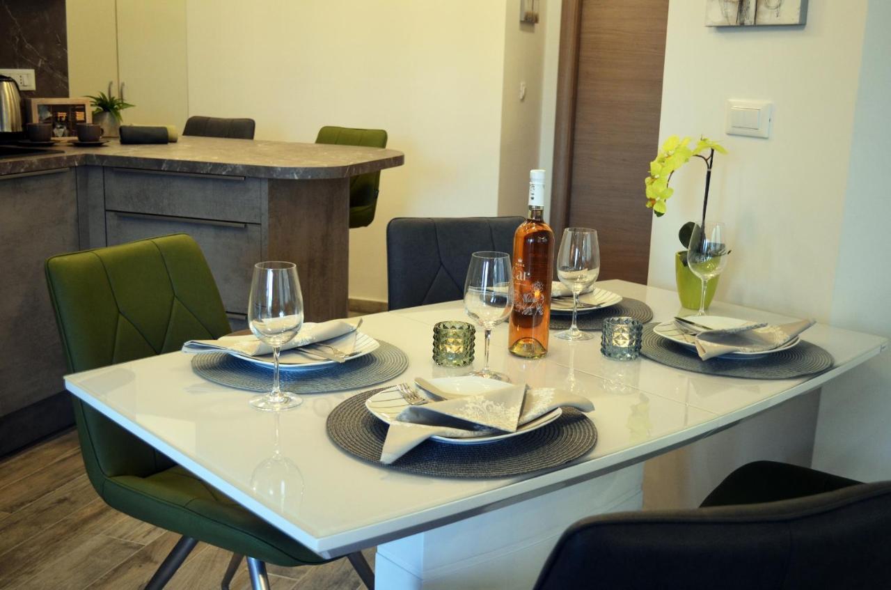 Apartments Rina - Kneze Račišće Dış mekan fotoğraf