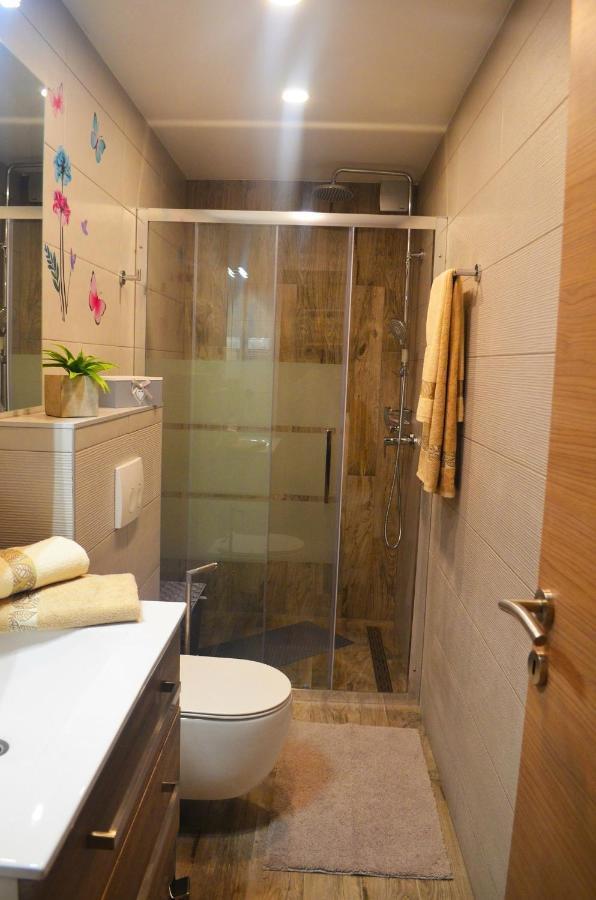 Apartments Rina - Kneze Račišće Dış mekan fotoğraf