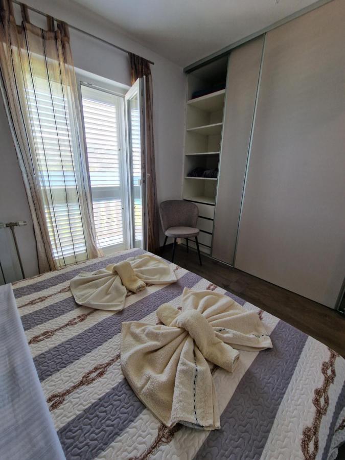 Apartments Rina - Kneze Račišće Dış mekan fotoğraf