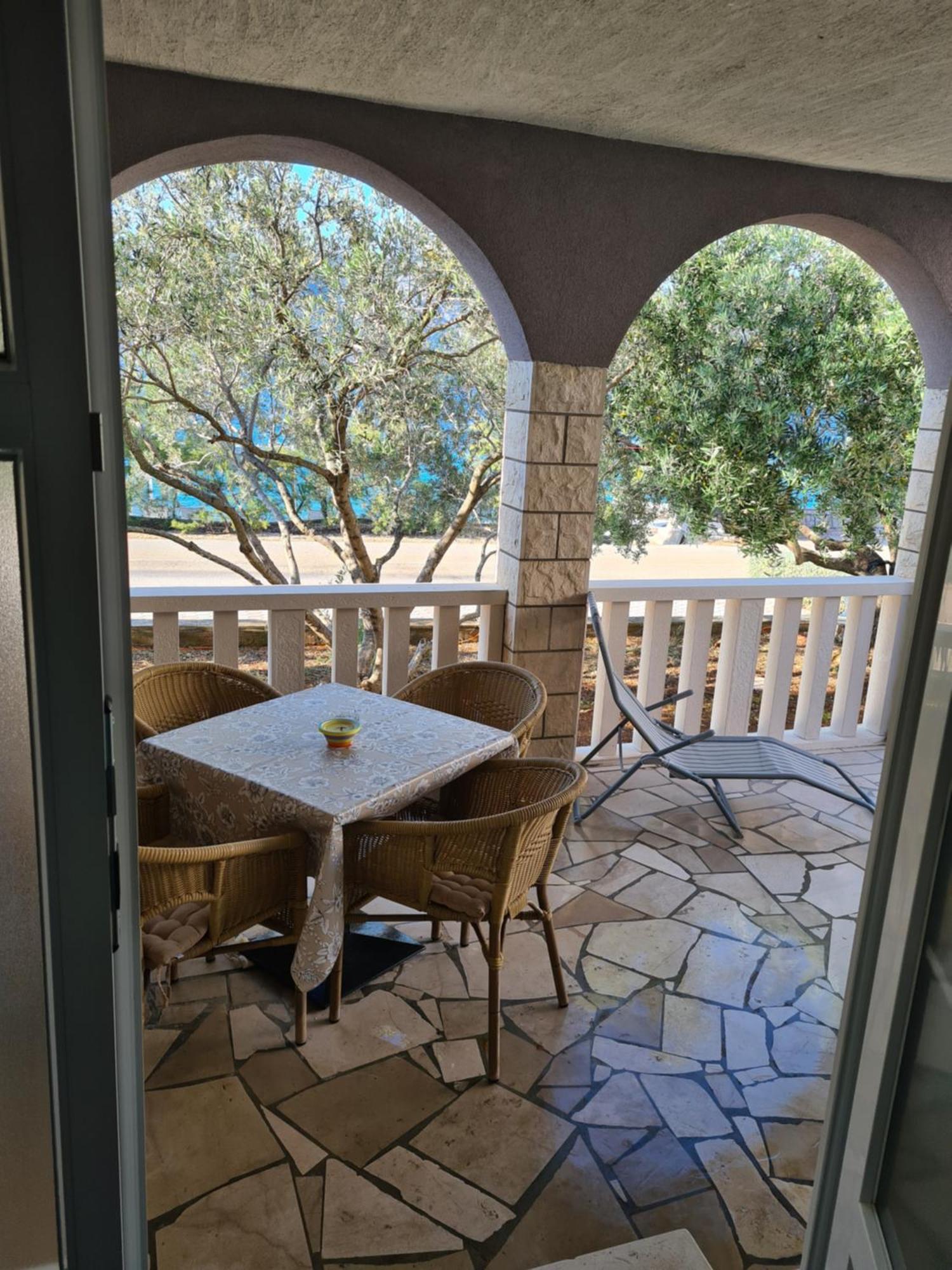 Apartments Rina - Kneze Račišće Oda fotoğraf